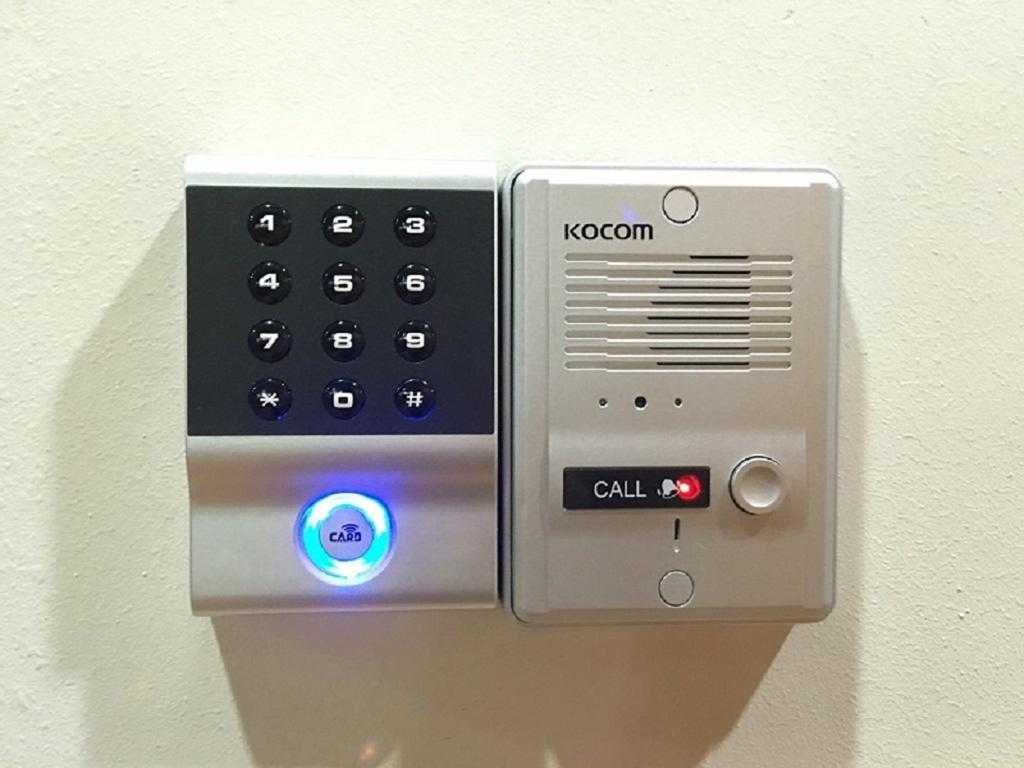Adamson Lodge Singapore Room photo